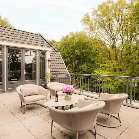 Modern 3-bedroom With Terrace In *